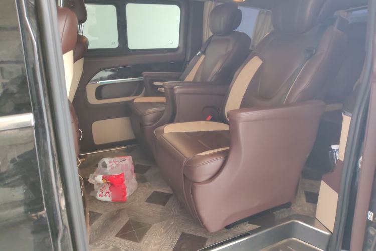 Used Mercedes-Benz V-Class  Left Rear Seat