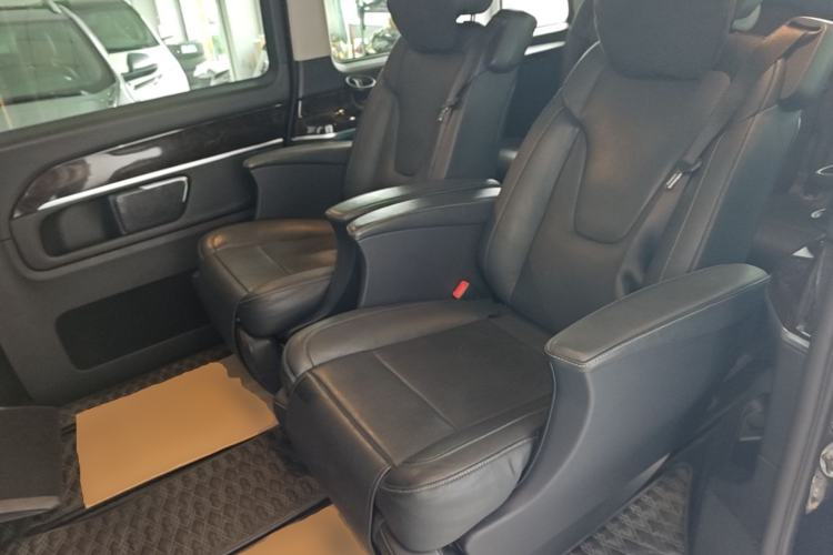 Used Mercedes-Benz V-Class 2018 V 260 L Prestige Extended Version China VI Left Rear Seat