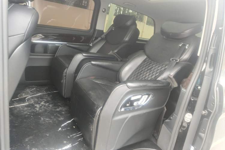 Used Mercedes-Benz V-Class 2018 V 260 L Prestige Extended Version China V Left Rear Seat