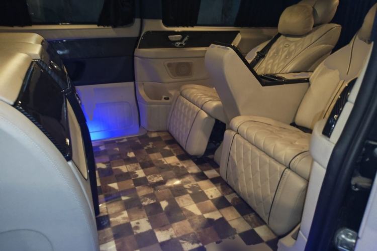 Used Mercedes-Benz V-Class  Left Rear Seat