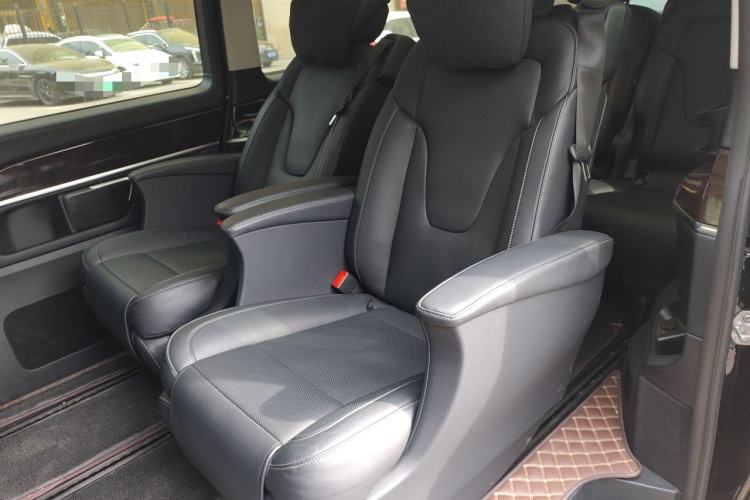 Used Mercedes-Benz V-Class 2018 V 260 L Prestige Extended Version China VI Left Rear Seat