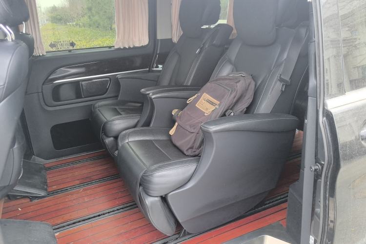Used Mercedes-Benz V-Class 2018 V 260 L Prestige Extended Version China VI Left Rear Seat