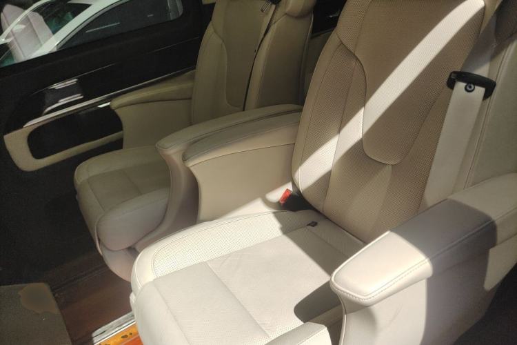 Used Mercedes-Benz V-Class 2018 V 260 L Prestige Extended Version China V Left Rear Seat