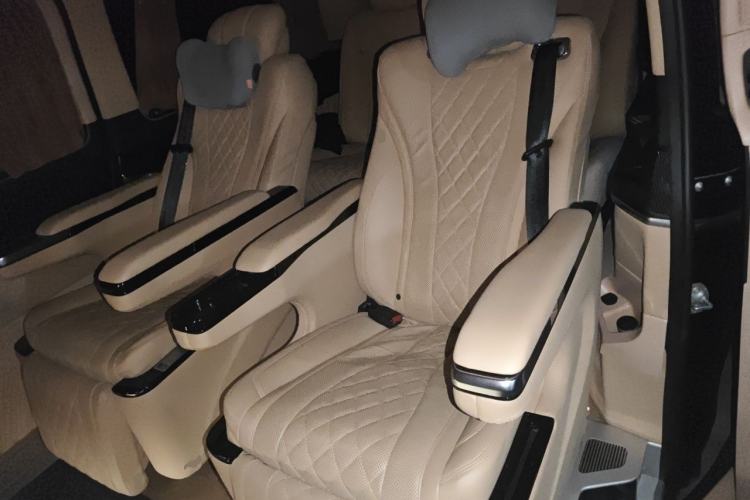 Used Mercedes-Benz V-Class 2018 V 260 L Prestige Extended Version China VI Left Rear Seat
