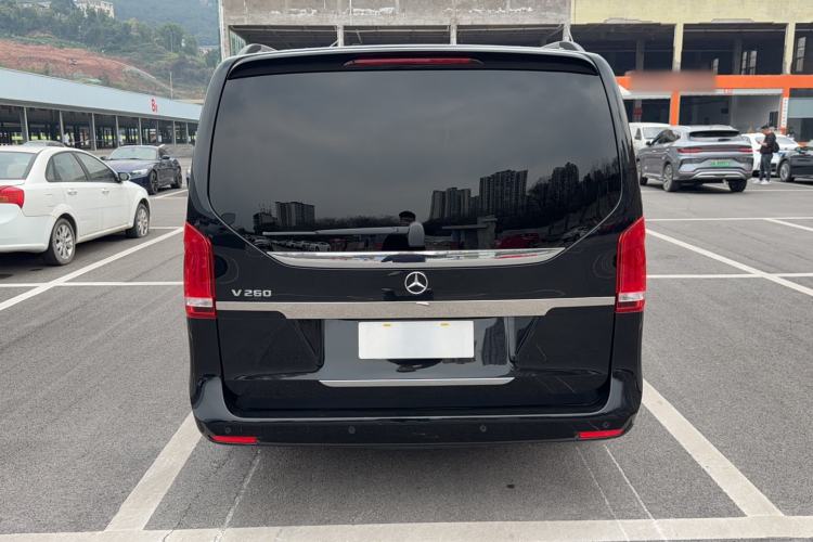 Used Mercedes-Benz V-Class 2018 V 260 Prestige Edition China VI Left Side