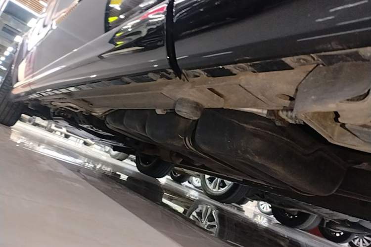 Used Mercedes-Benz V-Class 2018 V 260 L Prestige Extended Version China V Left Side Sill