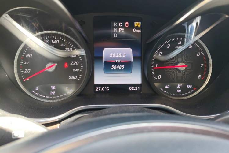 Used Mercedes-Benz V-Class 2018 V 260 Prestige Edition China V Odometer Close Up