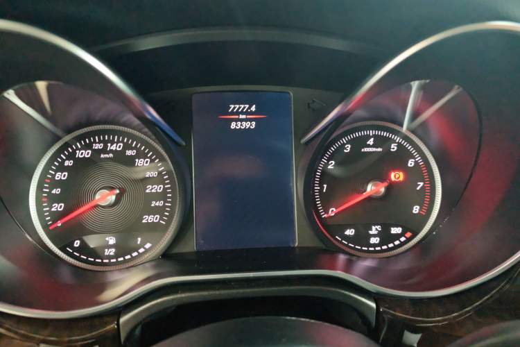 Used Mercedes-Benz V-Class 2018 V 260 L Prestige Extended Version China V Odometer Close Up