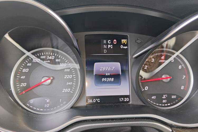 Used Mercedes-Benz V-Class 2018 V 260 L Prestige Extended Version China V Odometer Close Up