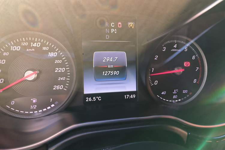 Used Mercedes-Benz V-Class 2018 V 260 L Prestige Extended Version China V Odometer Close Up