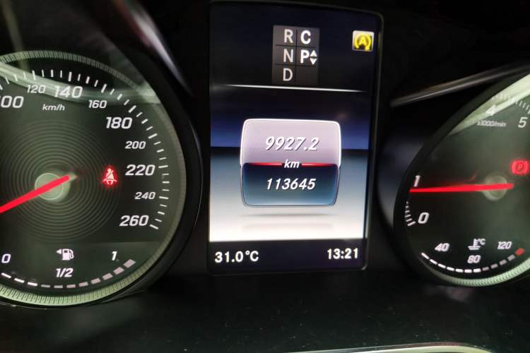 Used Mercedes-Benz V-Class 2018 V 260 L Prestige Extended Version China V Odometer Close Up