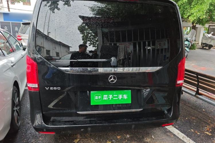 Used Mercedes-Benz V-Class 2018 V 260 Avantgarde Edition China VI Rear