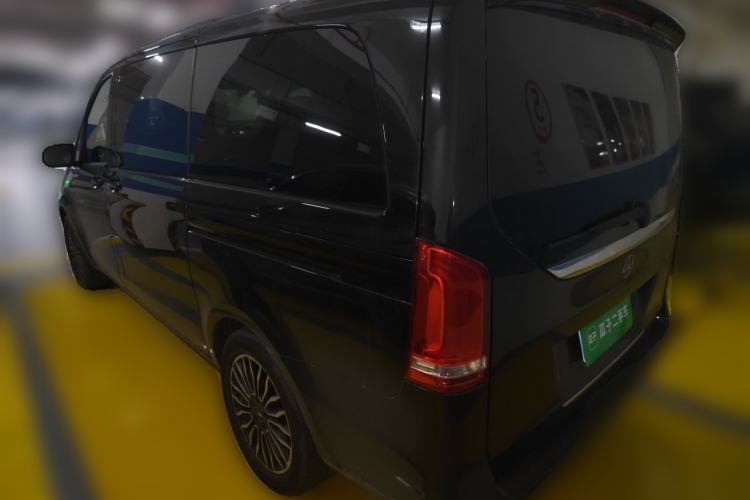 Used Mercedes-Benz V-Class 2018 V 260 Avantgarde Edition China V Rear Left 45 Deg