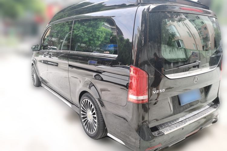 Used Mercedes-Benz V-Class  Rear Left 45 Deg