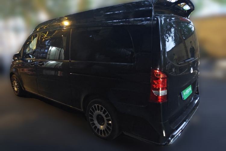 Used Mercedes-Benz V-Class  Rear Left 45 Deg