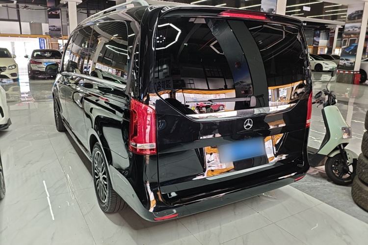 Used Mercedes-Benz V-Class 2018 V 260 Prestige Edition China V Rear Left 45 Deg