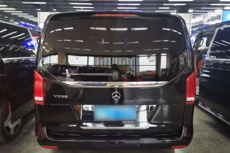 Used Mercedes-Benz V-Class 2018 V 260 Avantgarde Edition China V Rear