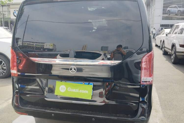 Used Mercedes-Benz V-Class 2018 V 260 Avantgarde Edition China V Rear