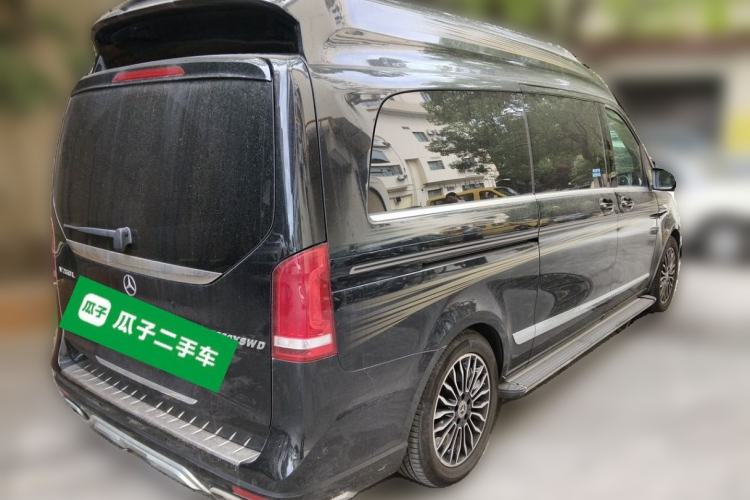 Used Mercedes-Benz V-Class  Rear Right 45 Deg