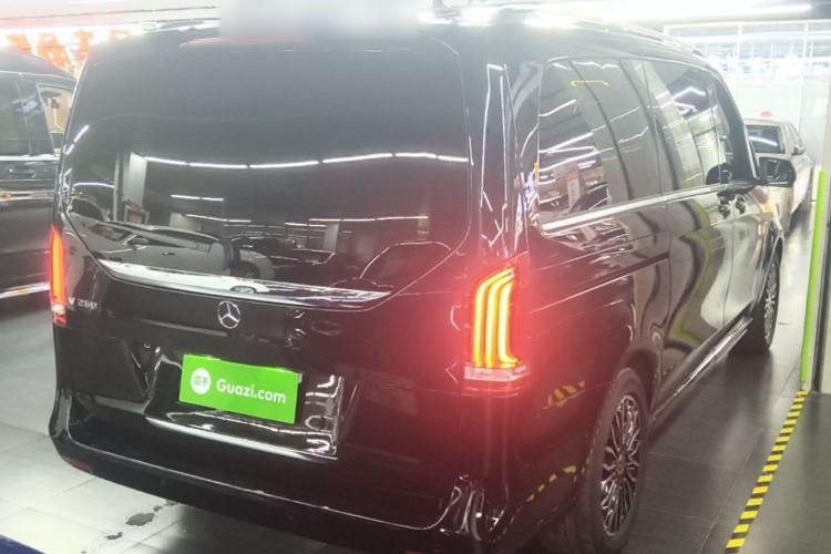 Used Mercedes-Benz V-Class 2018 V 260 Prestige Edition China VI Rear Right 45 Deg