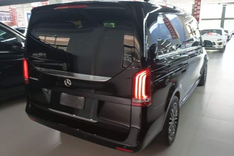 Used Mercedes-Benz V-Class 2018 V 260 L Prestige Extended Version China VI Rear Right 45 Deg
