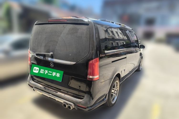 Used Mercedes-Benz V-Class  Rear Right 45 Deg