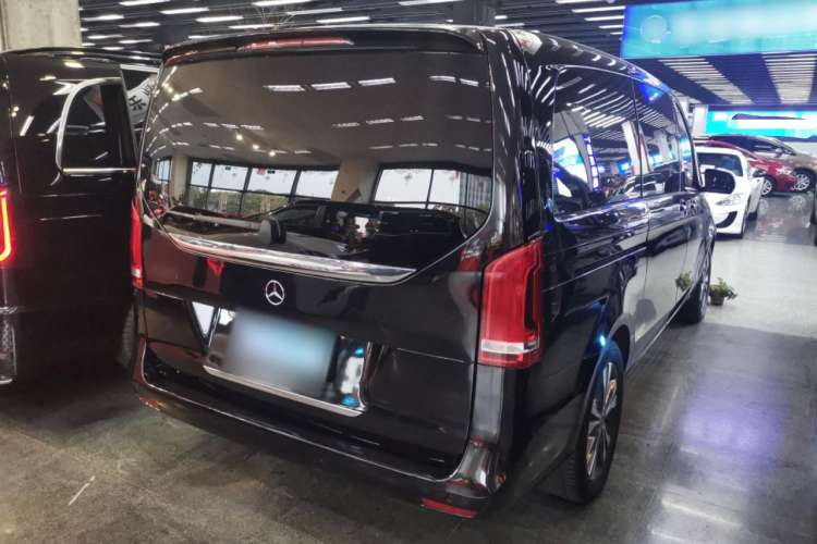 Used Mercedes-Benz V-Class 2018 V 260 Avantgarde Edition China V Rear Right 45 Deg