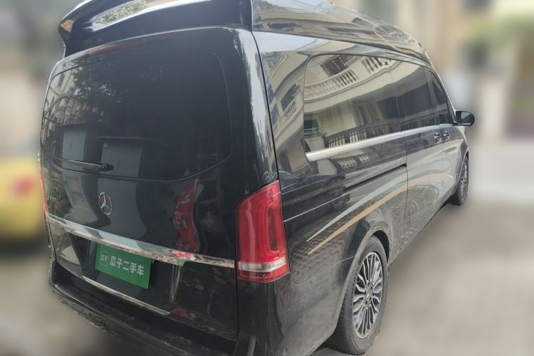 Used Mercedes-Benz V-Class  Rear Right 45 Deg