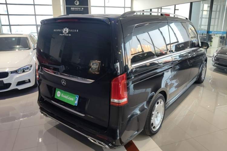 Used Mercedes-Benz V-Class 2018 V 260 Avantgarde Edition China VI Rear Right 45 Deg