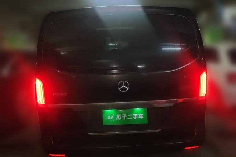 Used Mercedes-Benz V-Class 2018 V 260 Avantgarde Edition China VI Rear