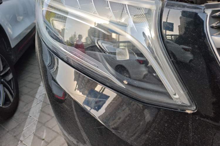 Used Mercedes-Benz V-Class 2018 V 260 Prestige Edition China VI Right Front Headlight