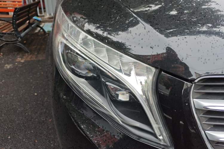 Used Mercedes-Benz V-Class 2018 V 260 Avantgarde Edition China VI Right Front Headlight