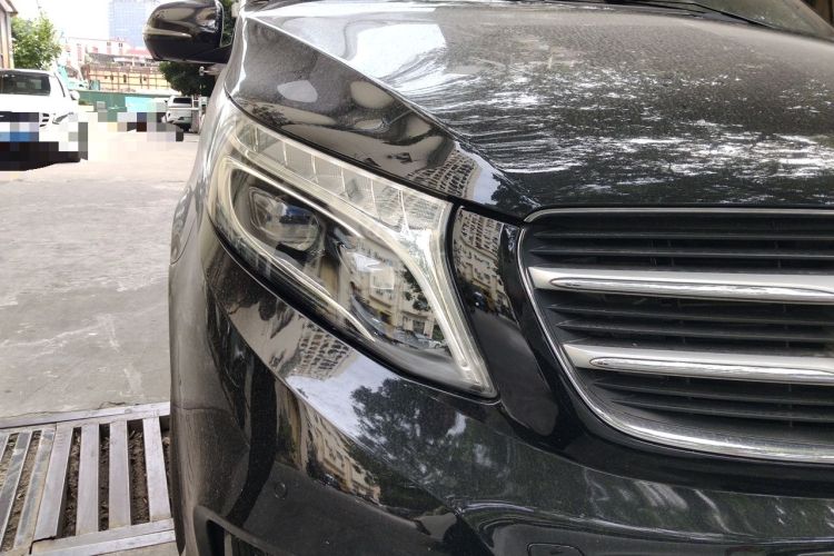 Used Mercedes-Benz V-Class  Right Front Headlight