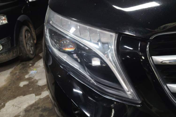 Used Mercedes-Benz V-Class 2018 V 260 Avantgarde Edition China VI Right Front Headlight
