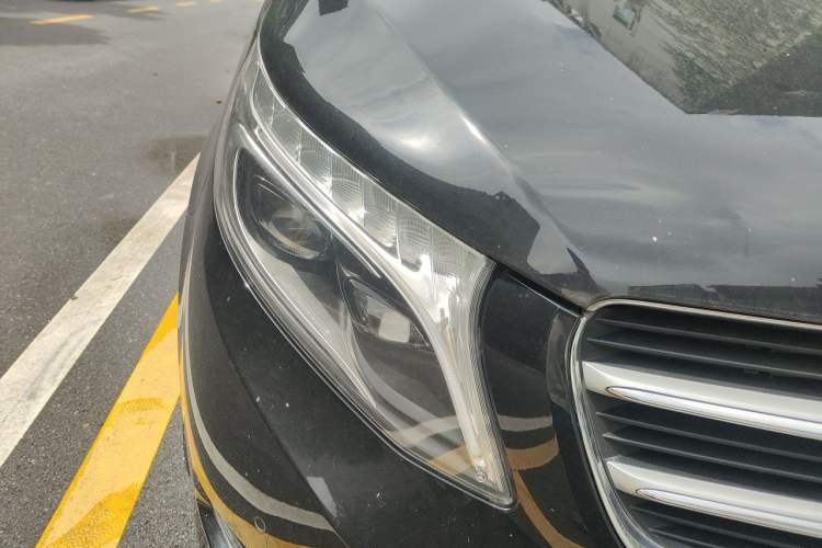 Used Mercedes-Benz V-Class 2018 V 260 L Prestige Extended Version China VI Right Front Headlight