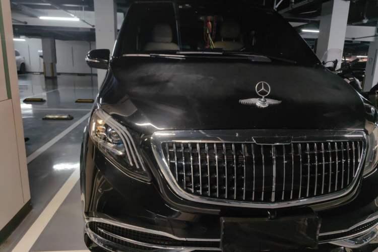 Used Mercedes-Benz V-Class  Right Front Headlight