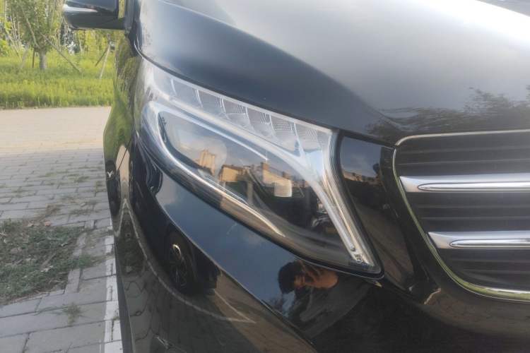 Used Mercedes-Benz V-Class 2018 V 260 L Prestige Extended Version China V Right Front Headlight