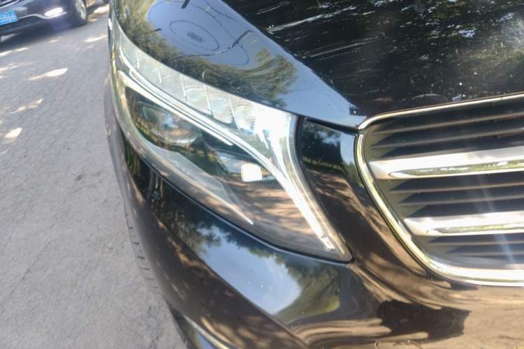 Used Mercedes-Benz V-Class 2018 V 260 L Prestige Extended Version China VI Right Front Headlight