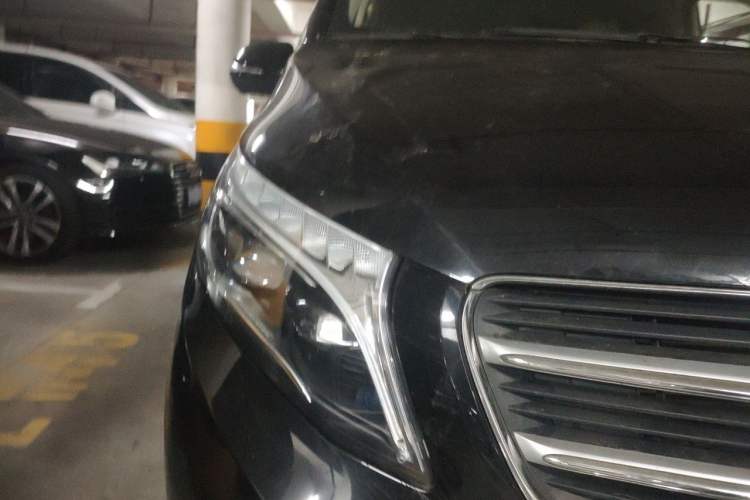 Used Mercedes-Benz V-Class 2018 V 260 Avantgarde Edition China VI Right Front Headlight