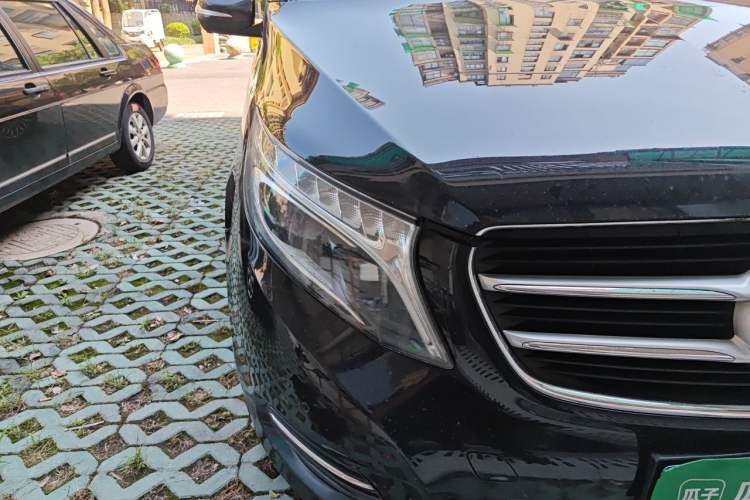 Used Mercedes-Benz V-Class 2018 V 260 Prestige Edition China V Right Front Headlight