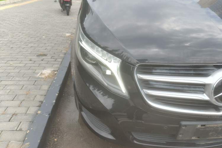 Used Mercedes-Benz V-Class 2018 V 260 L Prestige Extended Version China V Right Front Headlight