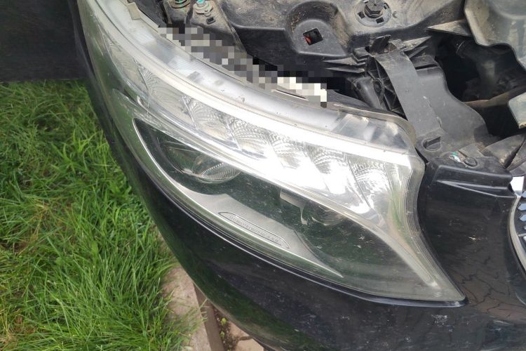 Used Mercedes-Benz V-Class 2018 V 260 L Prestige Extended Version China V Right Front Headlight