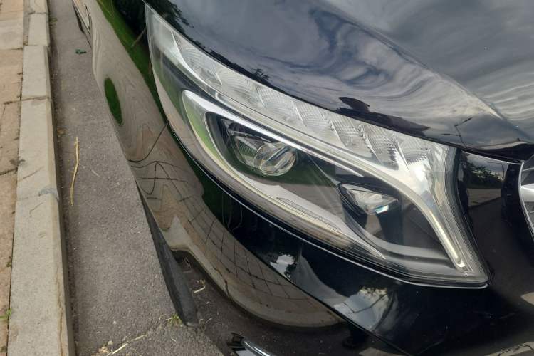 Used Mercedes-Benz V-Class 2018 V 260 Prestige Edition China V Right Front Headlight