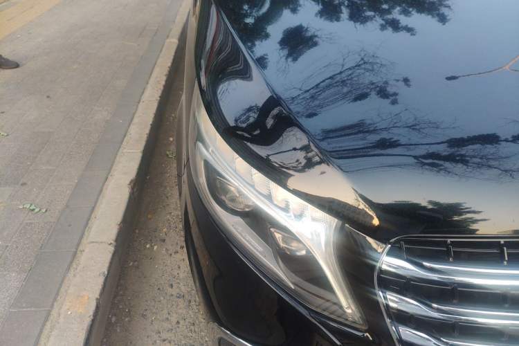 Used Mercedes-Benz V-Class 2018 V 260 Avantgarde Edition China VI Right Front Headlight