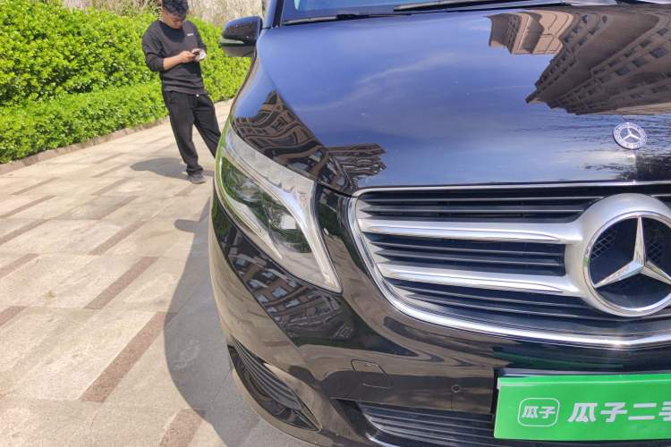 Used Mercedes-Benz V-Class 2018 V 260 Avantgarde Edition China VI Right Front Headlight