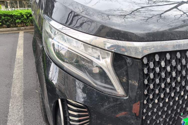 Used Mercedes-Benz V-Class 2018 V 260 L Prestige Extended Version China VI Right Front Headlight