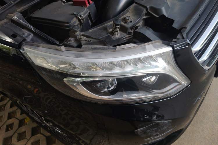 Used Mercedes-Benz V-Class 2018 V 260 L Prestige Extended Version China V Right Front Headlight