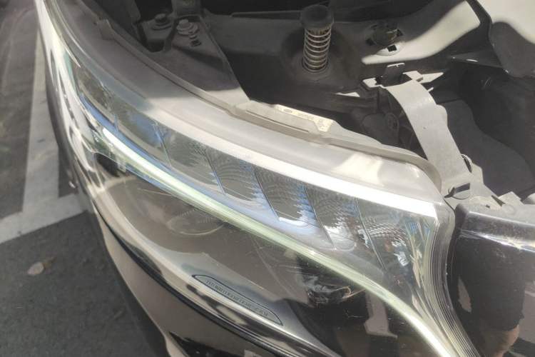 Used Mercedes-Benz V-Class 2018 V 260 L Prestige Extended Version China V Right Front Headlight