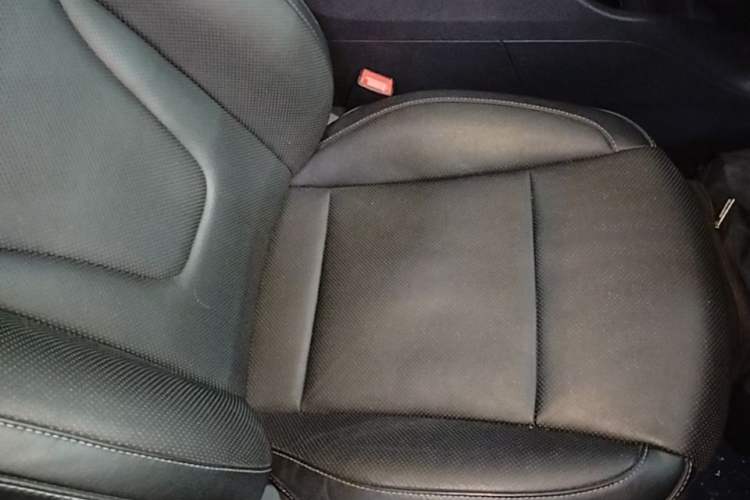 Used Mercedes-Benz V-Class 2018 V 260 L Prestige Extended Version China V Right Front Seat