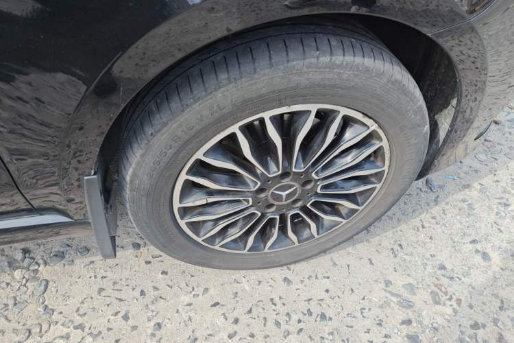 Used Mercedes-Benz V-Class 2018 V 260 L Prestige Extended Version China V Right Front Wheel Hub